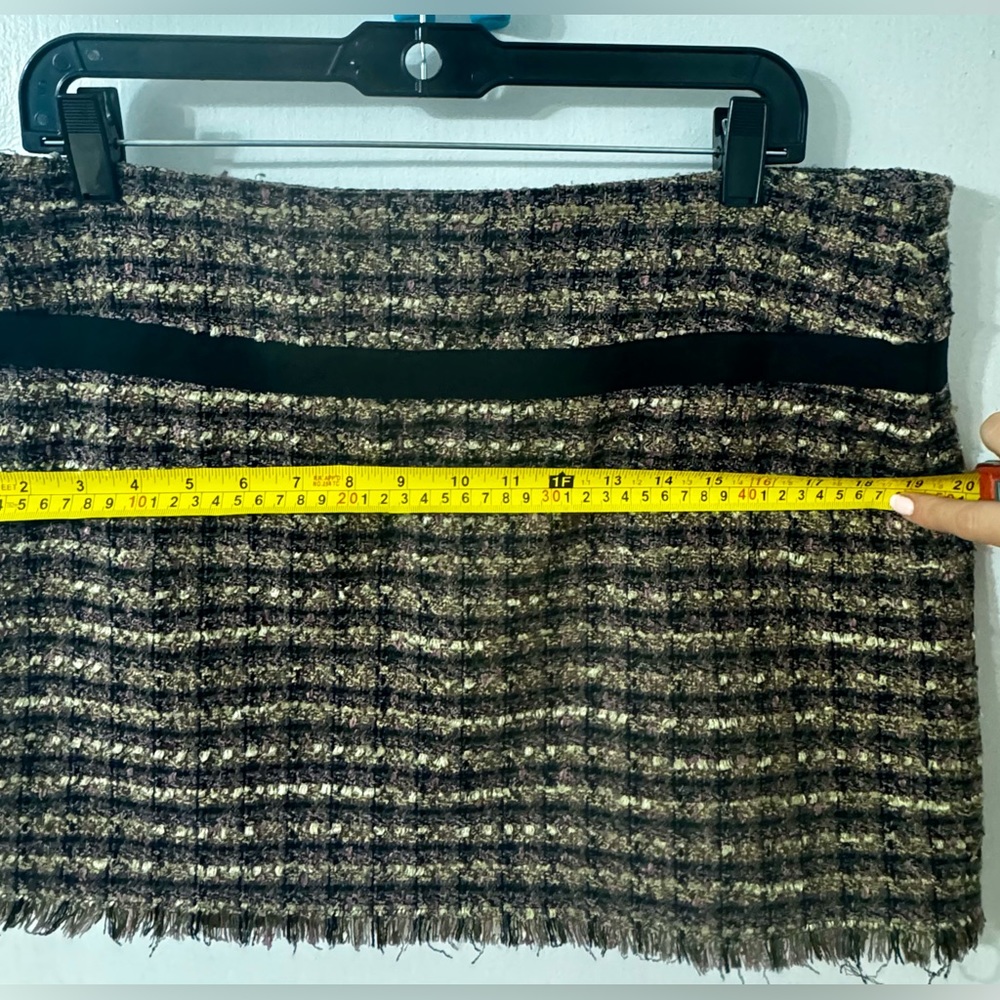 Tweed Fringe Mini Skirt - Picture 3 of 4